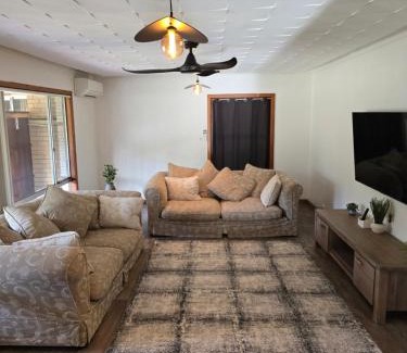Yalyalup Bed & Breakfast | Tuhearts Family Stay