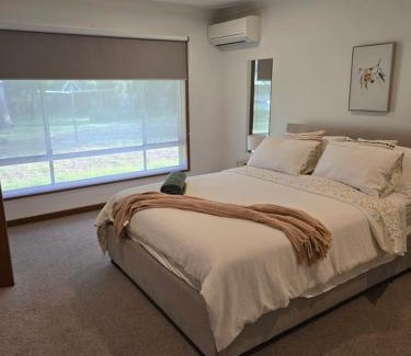 Yalyalup Bed & Breakfast | Tuhearts Family Stay