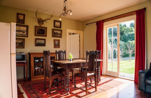 Pirinoa Villa | Tuhitarata Country Estate Studios