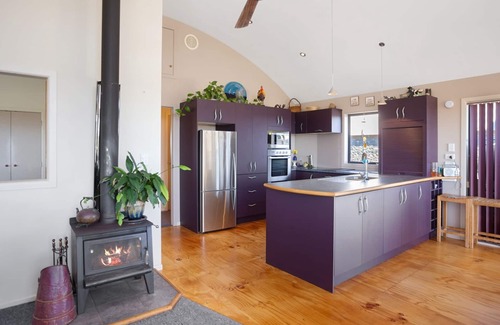Bowentown House | Tuhua Views - Waihi Beach Holiday Home