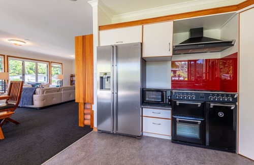 Rotoma House | Tui Bach - Lake Rotoehu