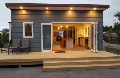 Hampden House | Tui Cottage