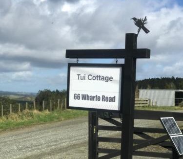 Wellsford Apartment | Tui Cottage