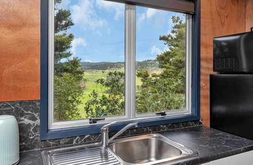 Waipu House | Tui Cottage - Waipu Holiday Retreat