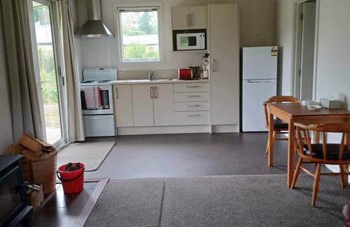 Kakahu Cottage | Tui Haven - country escape in Geraldine