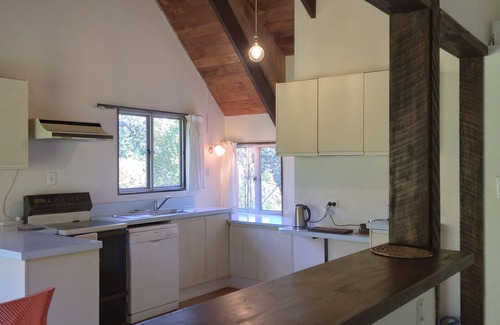 Southland Region House | Tui Retreat | Lake Manapouri