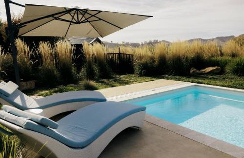 Kahuranaki House | Tuki Views House with pool and spa