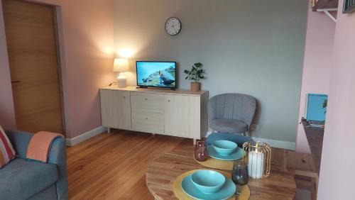 Sarkani Apartment | Tulasi homestay