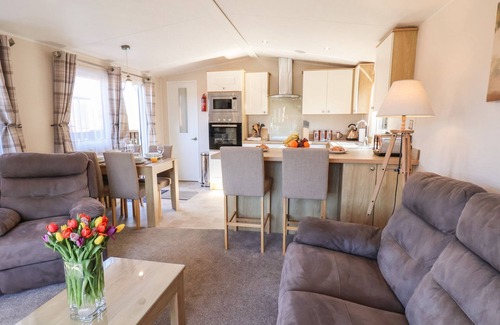 Runswick Bay Cottage | Tulip Lodge