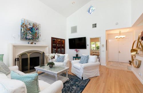 Beverly Hills House | Tullis Charm