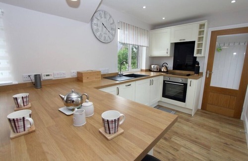 Aisgernis Cottage | TULLOCH HOUSE, family friendly in Lochboisdale
