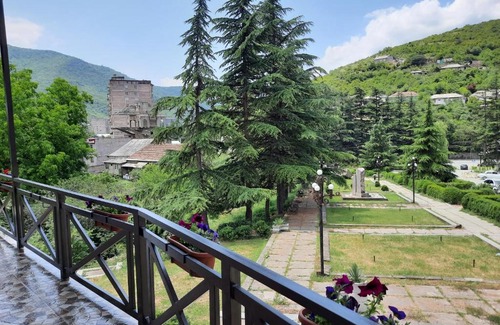Ijevan Bed & Breakfast | Tumanyan's house