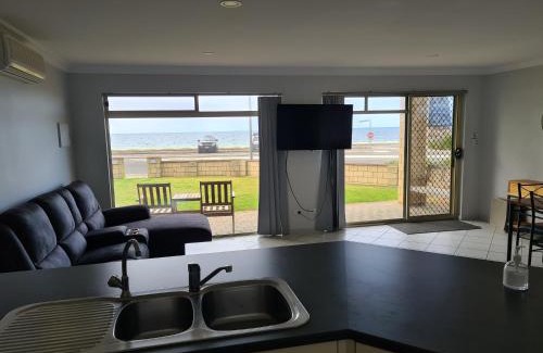 Tumby Bay Apartment | Tumby Bay Hotel Seafront Apartments