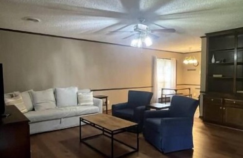 Tupelo House | Tupelo's Cozy Nook