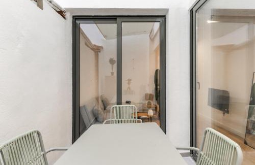 Sant Antoni Apartment | Turía Flats by Nomad Host