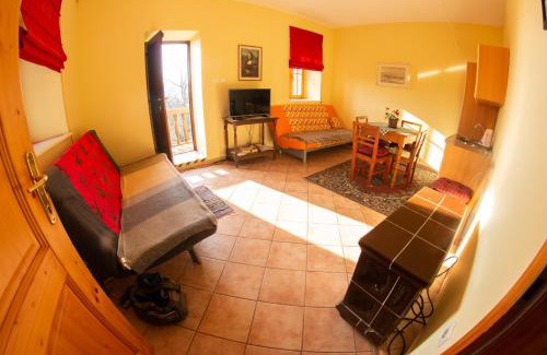Zgornja Kungota Apartment | Turistična kmetija Vrezner Apartment