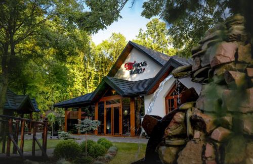 Volyn Oblast Hotel | Turiyske Podvir'ya