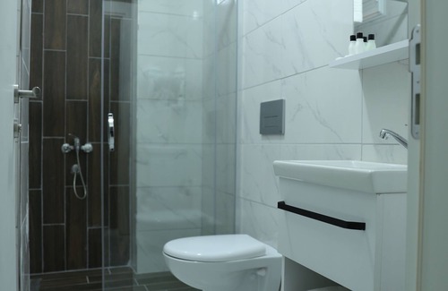Sekerpinar Hotel | Turkuaz Hotel Gebze