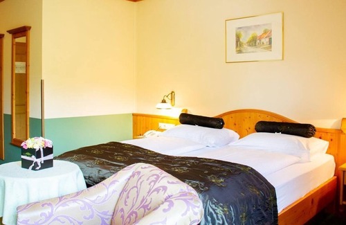Gols Bed & Breakfast | Turm Zimmer - Landhotel Birkenhof