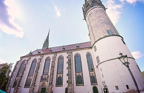 Coswig Apartment | Turmblick-Gaestequartier-Coswig-Hier-erwartet-Sie-individueller-Service-im-Herzen-der-Altstadt