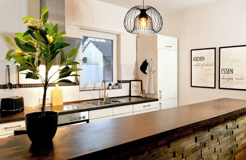 Kurnbach Apartment | Turmstube - 110 m² design apartment in Kürnbach, Auszeitapartments
