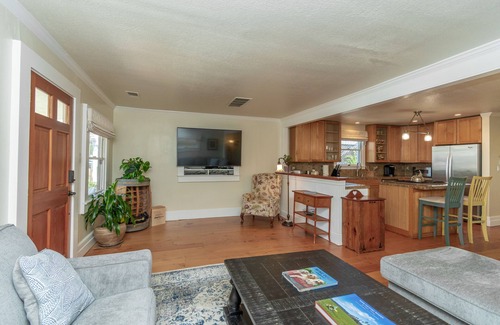 Napa House | Turn of the Century historic home in DOWNTOWN NAPA
