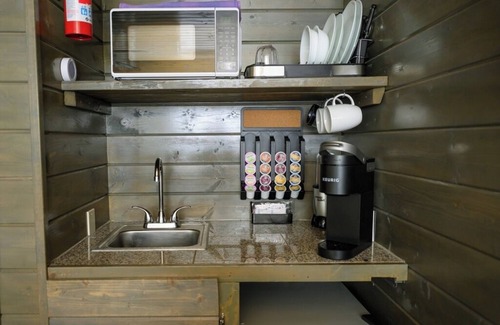 Lake Village Cabin | Turn On Inn
