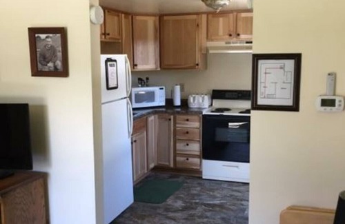 Green Bay House | Turn your rental experience from good to great by staying at the Lodge!