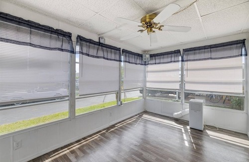 Diplomat Cottage | Turnkey,2bed/2Bath cottage withWiFi,AC in enjoyable North Fort Myers55+community