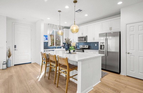 Spring Valley House | Turnkey Luxury in a Stunning New Build 3 Bedroom Home
