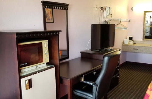 North Chesterfield Hotel | Turnpike Motel