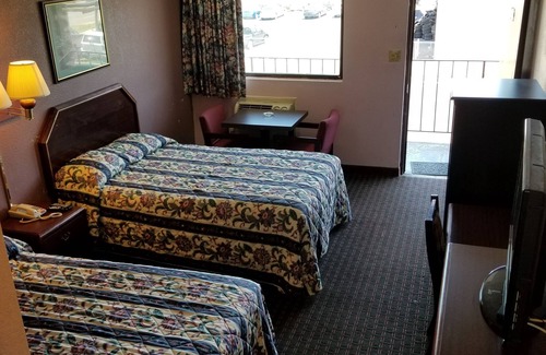 North Chesterfield Hotel | Turnpike Motel