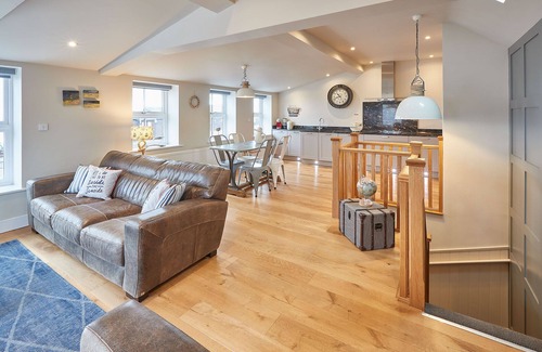 Sandsend Cottage | Turnstone Cottage, Stunning Sea Views,Dog Friendly
