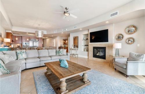 Orange Beach House | Turquoise D706