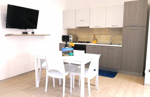 Calasetta Apartment | Turquoise house 200m from the beach with sea view patio CIN 111008C2000P7111