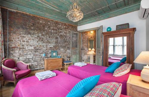 Balat Apartment | Turquoise House Featured in Elle Decor Magazine