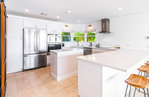 Savannah House | Turtle Beach: New Luxe Villa w/Pool, Spa, & Backyard Beach; Kayak Provided!
