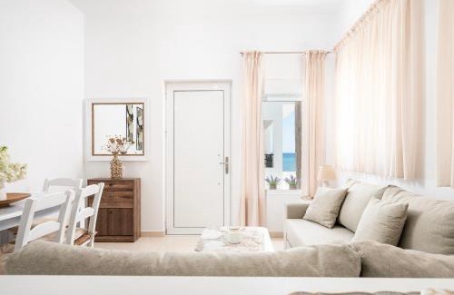 Kardamena Apartment | Turtle Cove Cottage, Beachfront