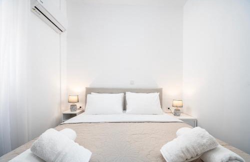 Kardamena Apartment | Turtle Cove Cottage, Beachfront