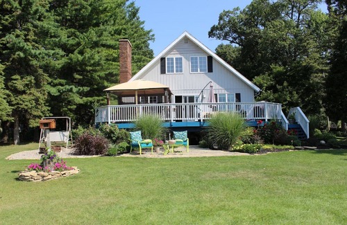 Clarklake Apartment | Turtle Cove Lakefront APT. 10 min from MIS, 40 min to Ann Arbor