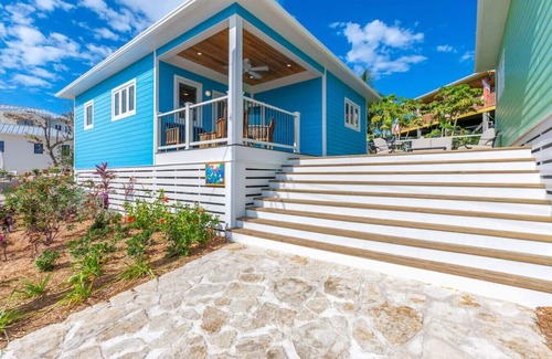 Great Guana Cay Cottage | Turtle Dreams - Guana Cay, In the Settlement