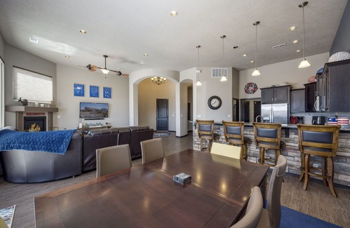 Elephant Butte Villa | TURTLEBACK OASIS! Mins to Lake, Hot Springs & Golf