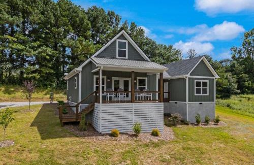 Hayesville House | TurtleKnob-1 Bedroom option