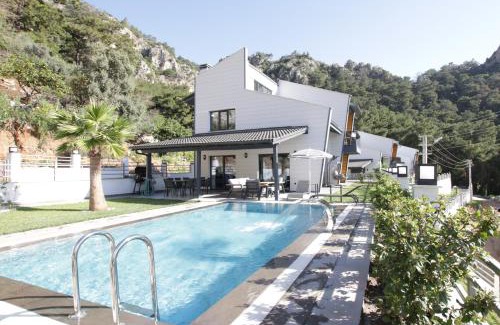 Turunc Villa | Turunc MARIN Villa1