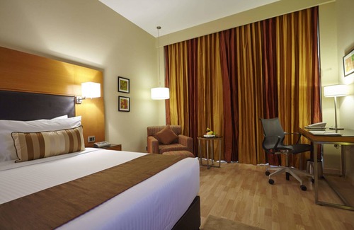Perungudi Hotel | Turyaa Chennai
