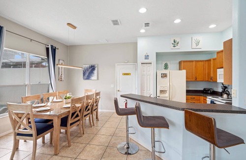 Tuscan Hills House | Tuscan Hills Vacation Pool+Spa Home - 9 Miles to Disney Property!