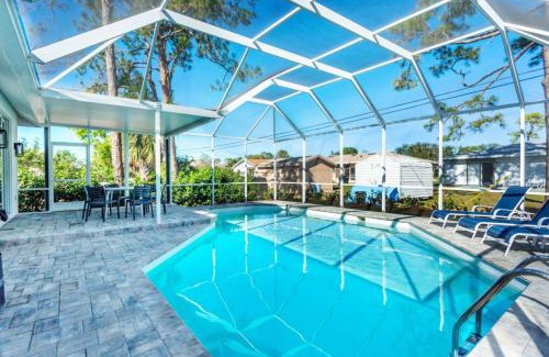 Naples Park House | Tuscan Vacation Rental