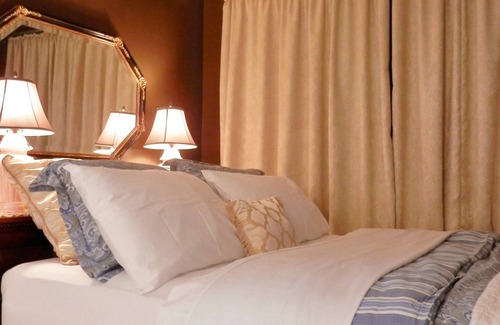 Terry Sanford Apartment | Tuscan Villa Cottage, Fayetteville, NC