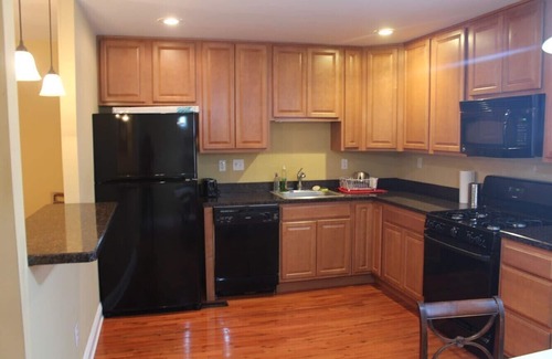 Eastwick House | Tuscany 2900 - Classic Italian Style Home on Quiet Street w Parking with Deck