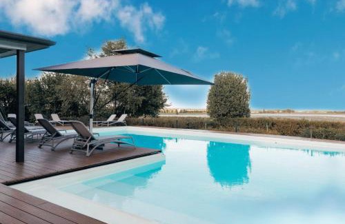 Castel San Pietro Terme House | Tuscany Garden Inn